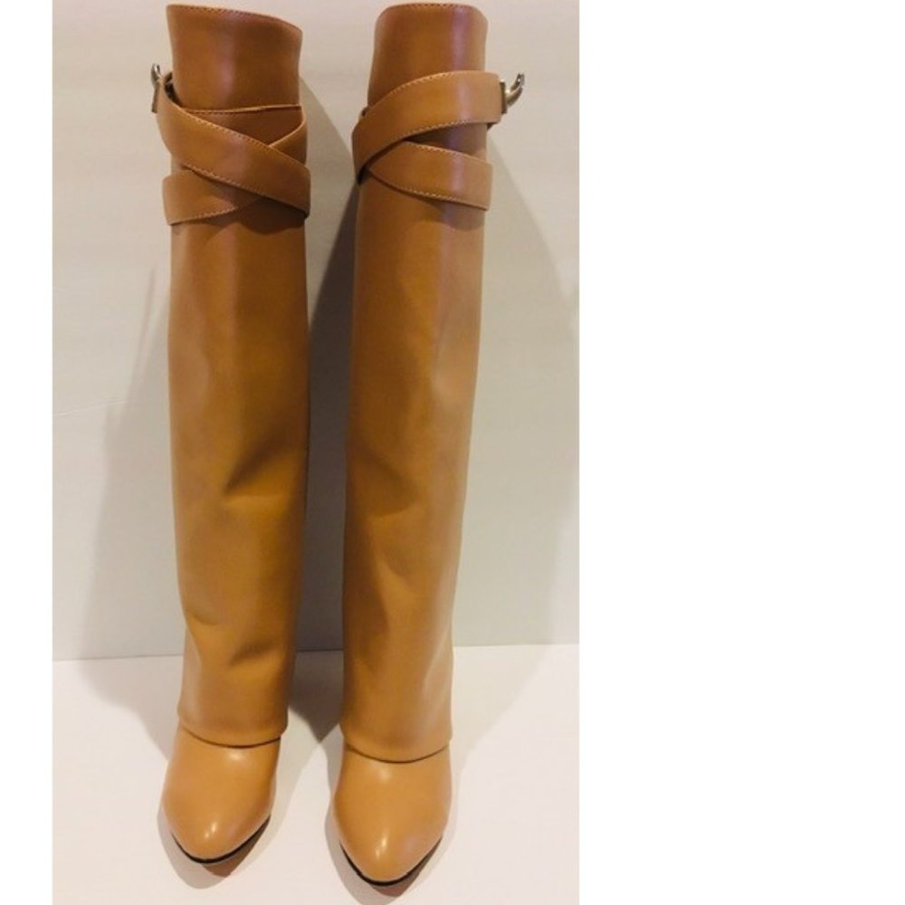 NEW! LEATHER GIVENCHY SHARK LOCK BOOTS SIZE 38
